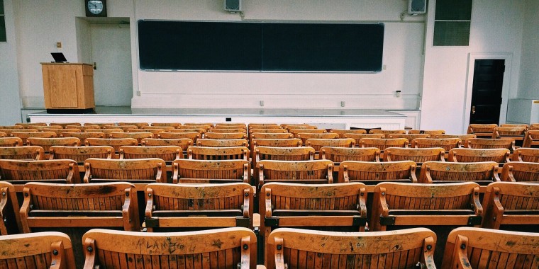 Meghívó Sassi Meriem okleveles olajmérnök PhD értekezésének műhelyvitájára
